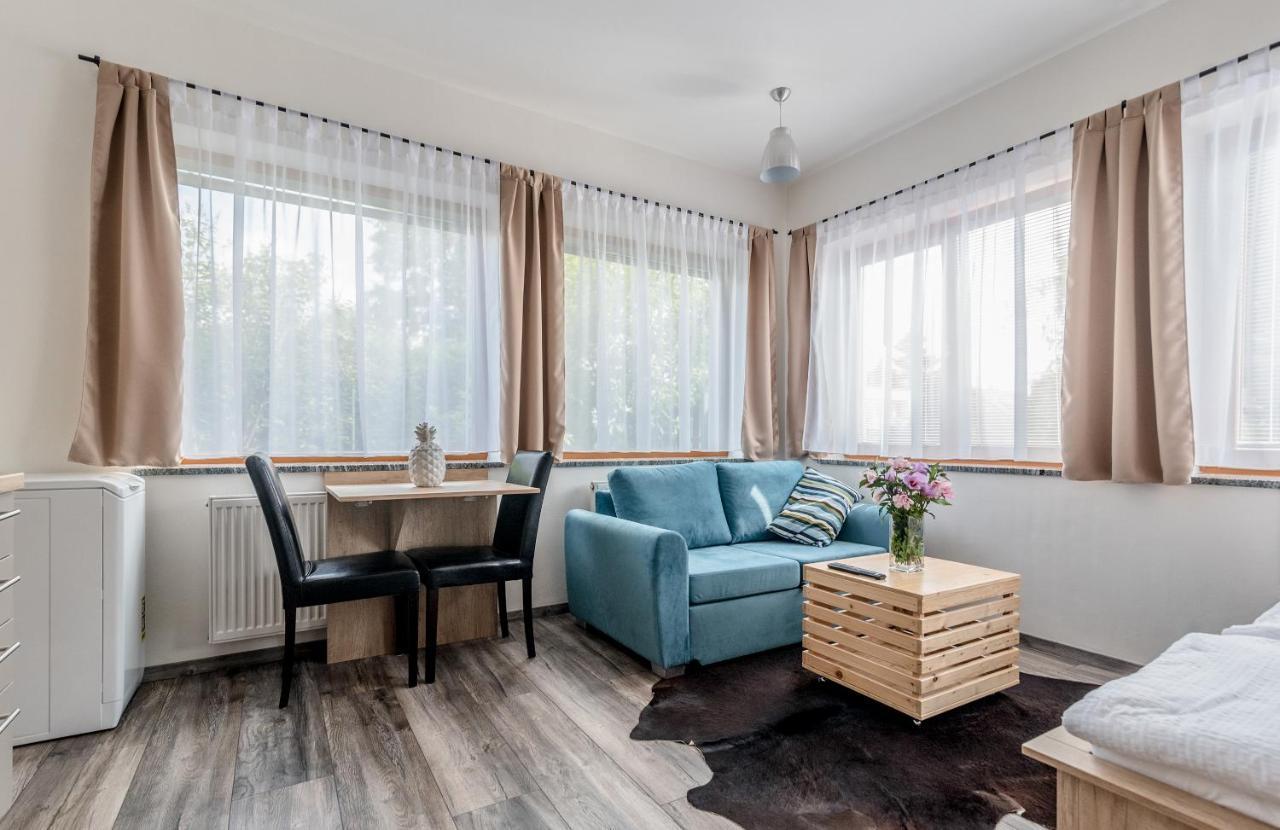 Apartamento Modern Fully Equipped Studio With Parking Zavadilka 2620 Ceske Budejovice Exterior foto